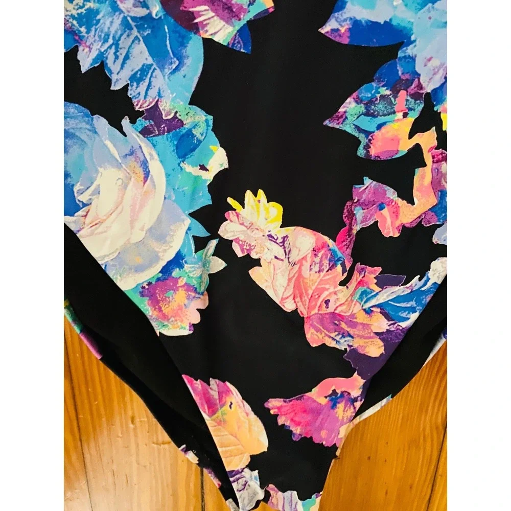 Bar‎ III Womens Floral Monokini Swimsuit Black Pink Blue Cutout Halter XL